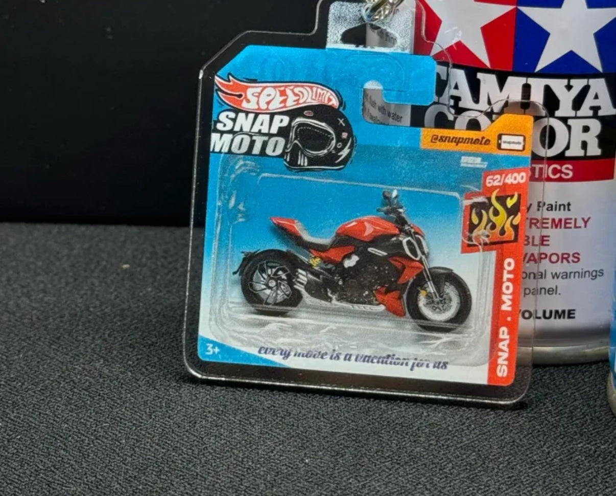 The Pocket Garage: 1:64 Scale Blister Pack Key Tag Keychain for Ducati Diavel