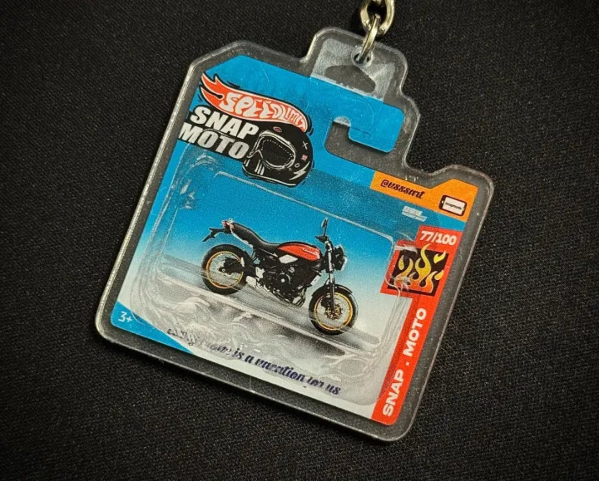 The Pocket Garage: 1:64 Scale Blister Pack Key Tag Keychain for Kawasaki Z650RS