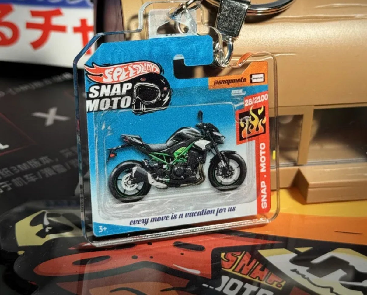 The Pocket Garage: 1:64 Scale Blister Pack Key Tag Keychain for Kawasaki Z900