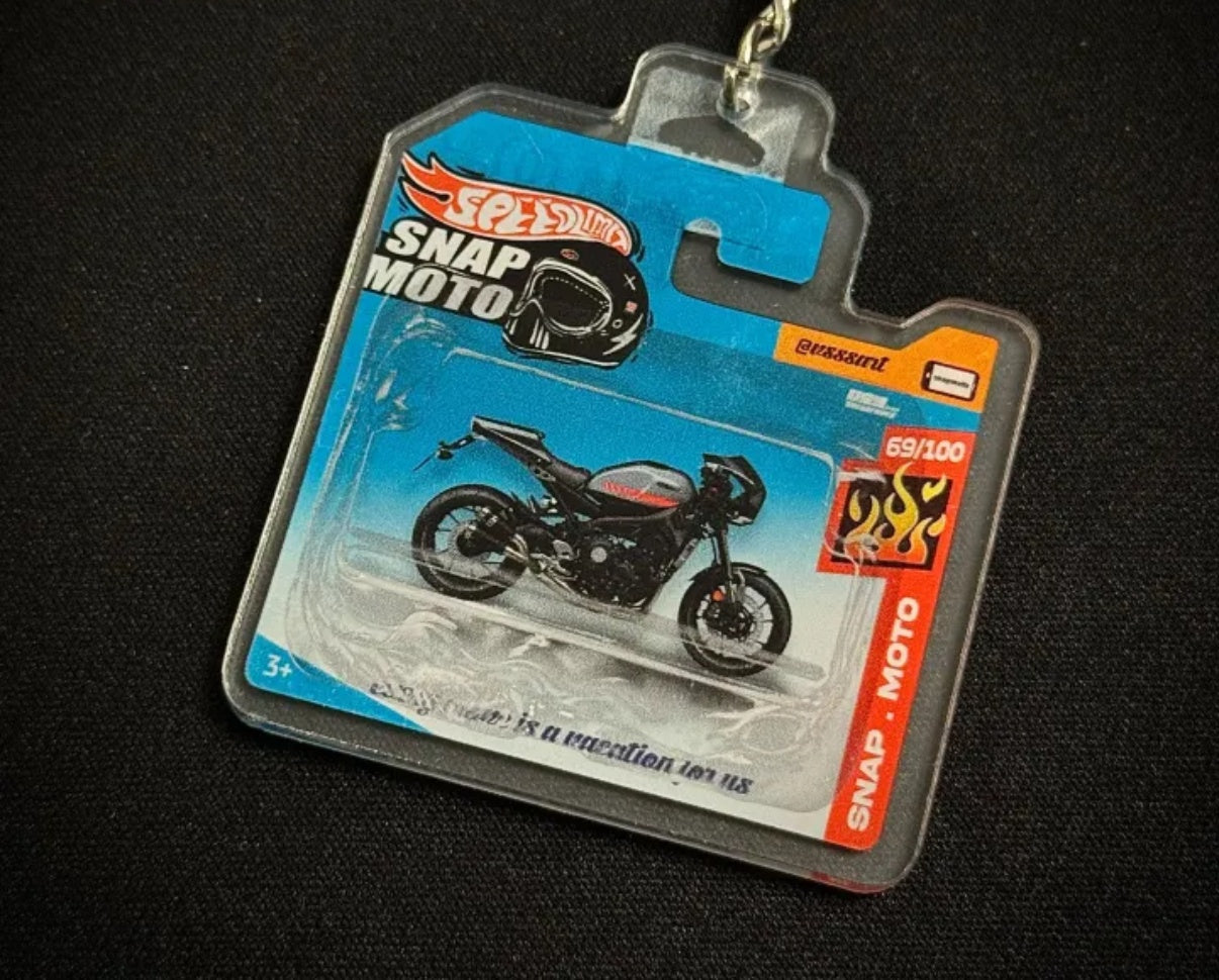 The Pocket Garage: 1:64 Scale Blister Pack Key Tag Keychain for Yamaha XSR900limited
