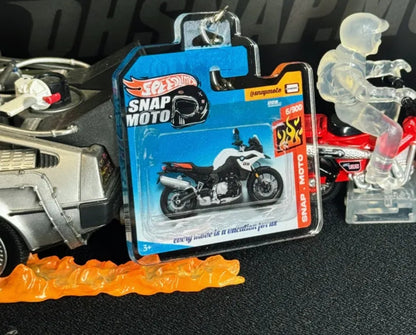 The Pocket Garage: 1:64 Scale Blister Pack Key Tag Keychain for BMW F750