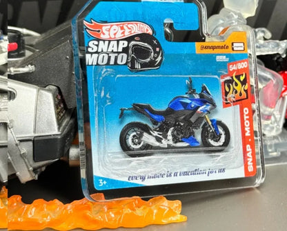 The Pocket Garage: 1:64 Scale Blister Pack Key Tag Keychain for BMW F900XR