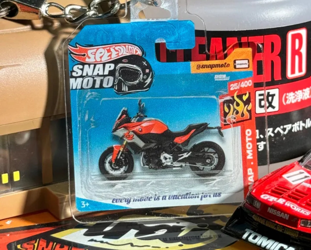 The Pocket Garage: 1:64 Scale Blister Pack Key Tag Keychain for BMW F900XR