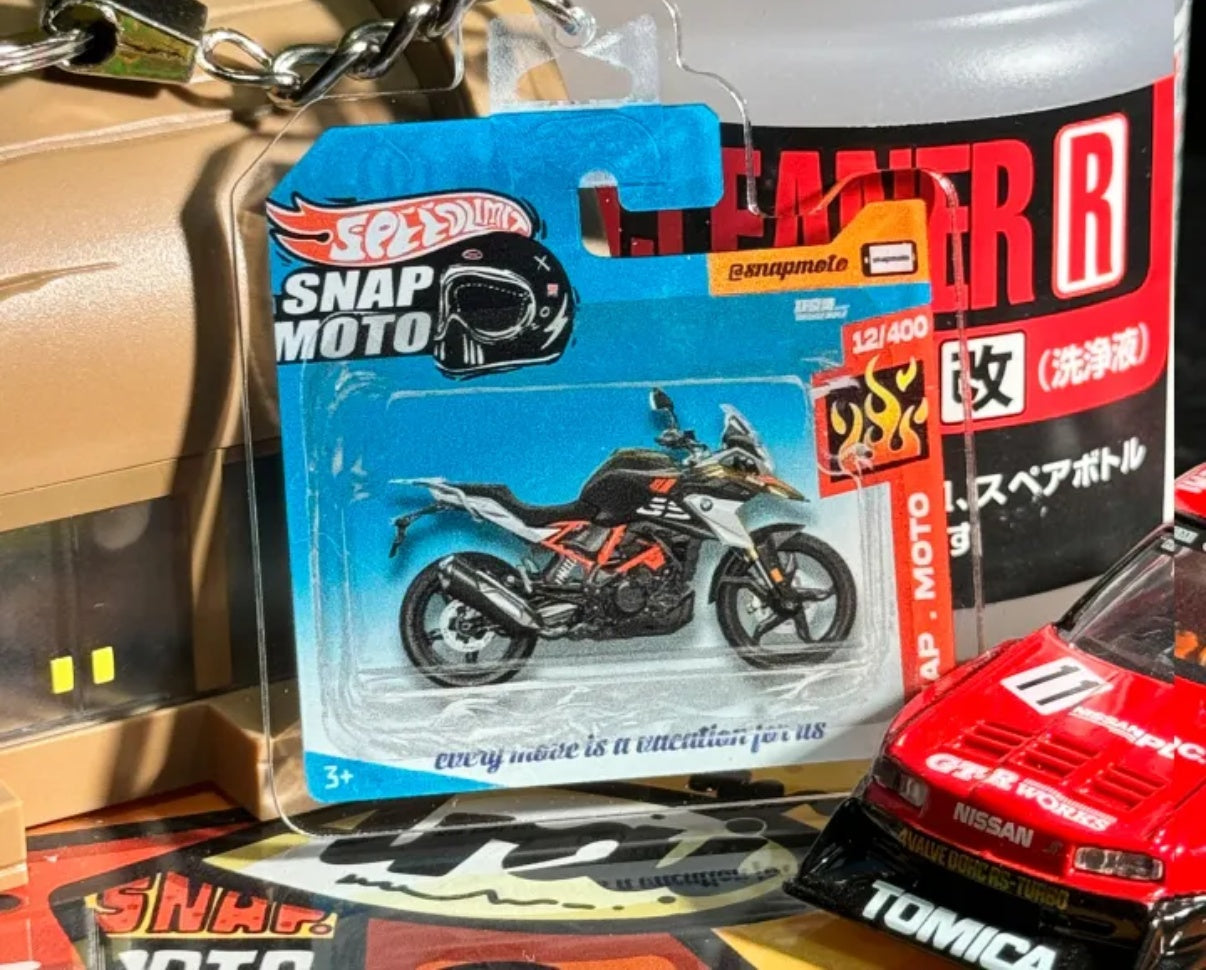 The Pocket Garage: 1:64 Scale Blister Pack Key Tag Keychain for BMW G310