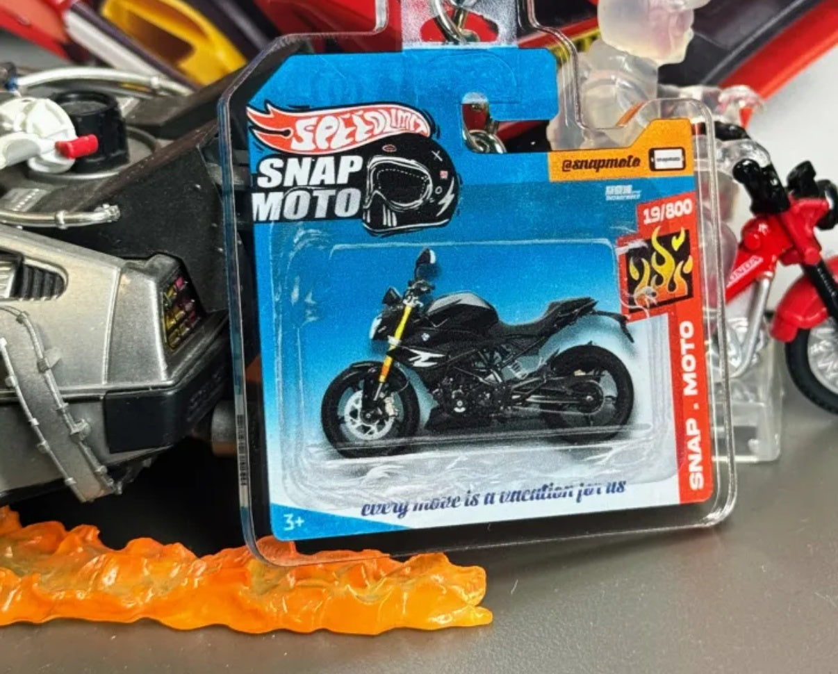 The Pocket Garage: 1:64 Scale Blister Pack Key Tag Keychain for BMW G310R