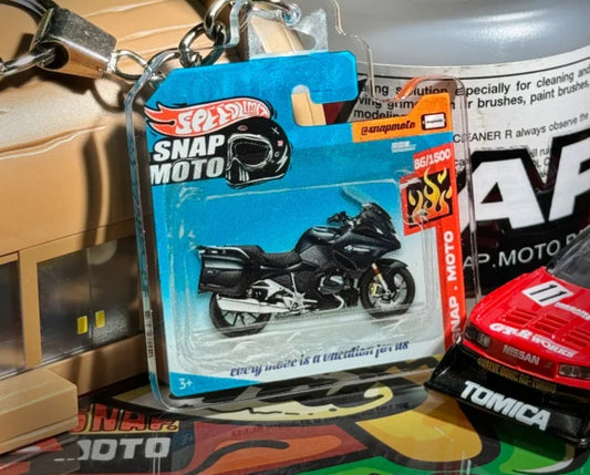 The Pocket Garage: 1:64 Scale Blister Pack Key Tag Keychain for BMW R1250RT