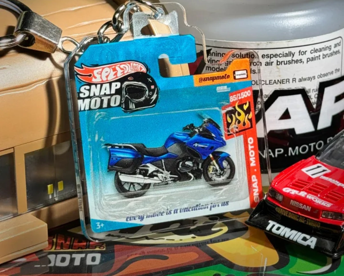 The Pocket Garage: 1:64 Scale Blister Pack Key Tag Keychain for BMW R1250RT