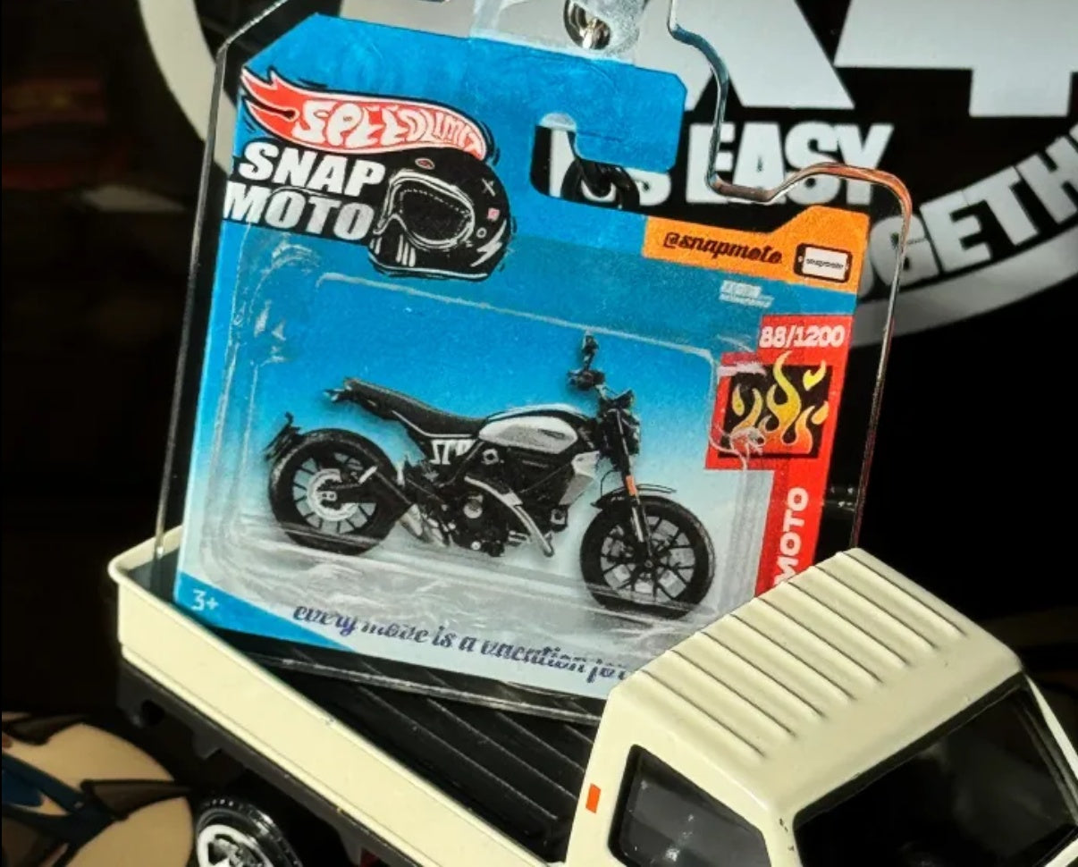 The Pocket Garage: 1:64 Scale Blister Pack Key Tag Keychain for Ducati Scrambler800