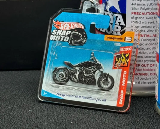 The Pocket Garage: 1:64 Scale Blister Pack Key Tag Keychain for Ducati XDiavels