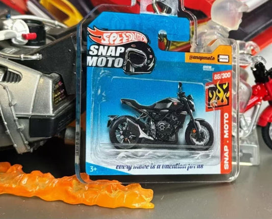 The Pocket Garage: 1:64 Scale Blister Pack Key Tag Keychain for Honda CB1000R