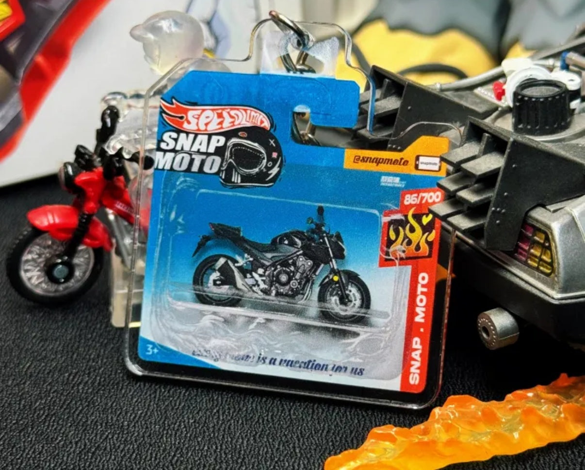 The Pocket Garage: 1:64 Scale Blister Pack Key Tag Keychain for Honda CB400F