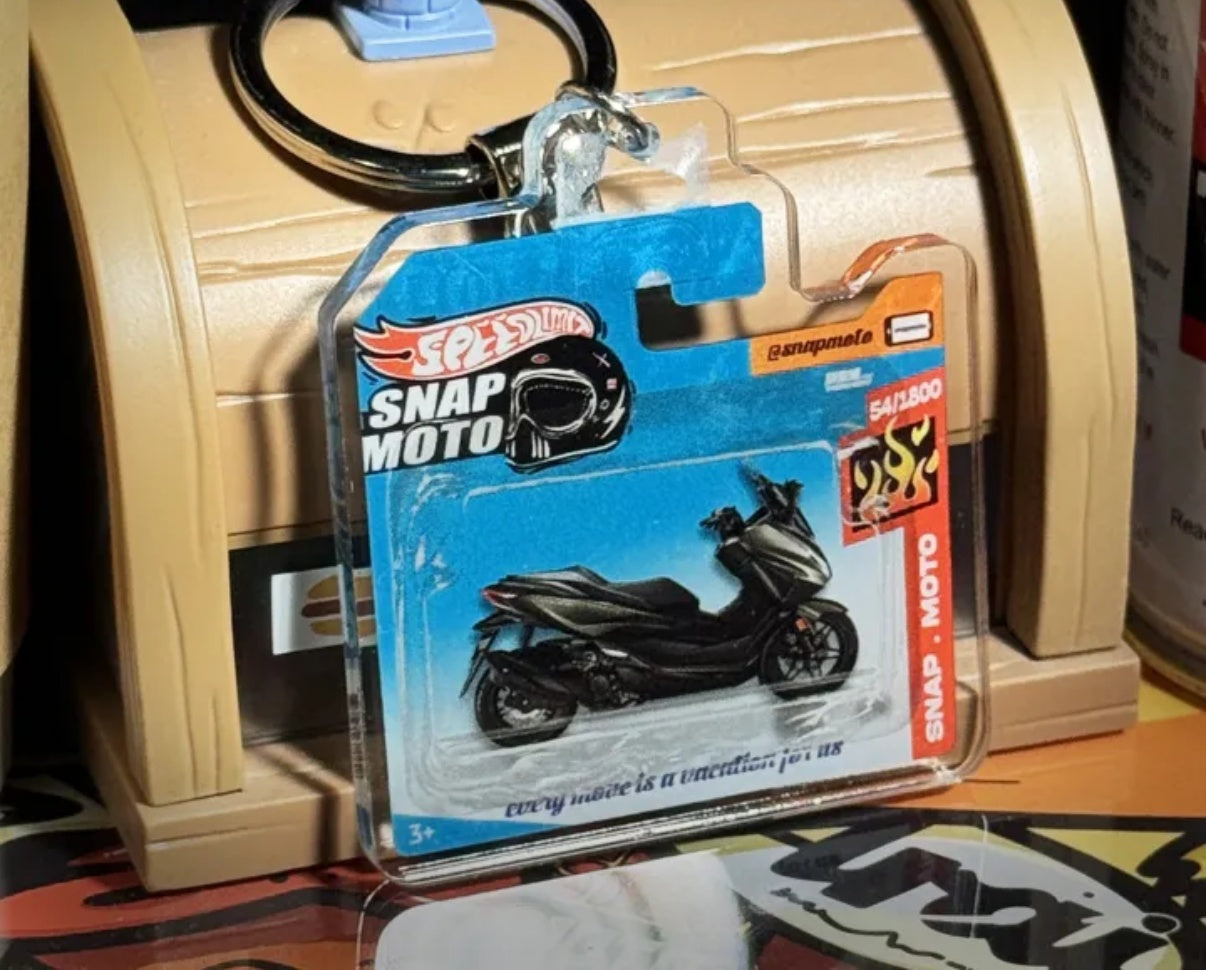 The Pocket Garage: 1:64 Scale Blister Pack Key Tag Keychain for Honda Forza350