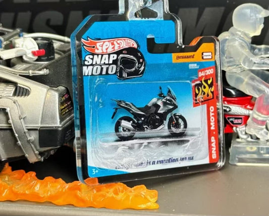 The Pocket Garage: 1:64 Scale Blister Pack Key Tag Keychain for Honda NT1100