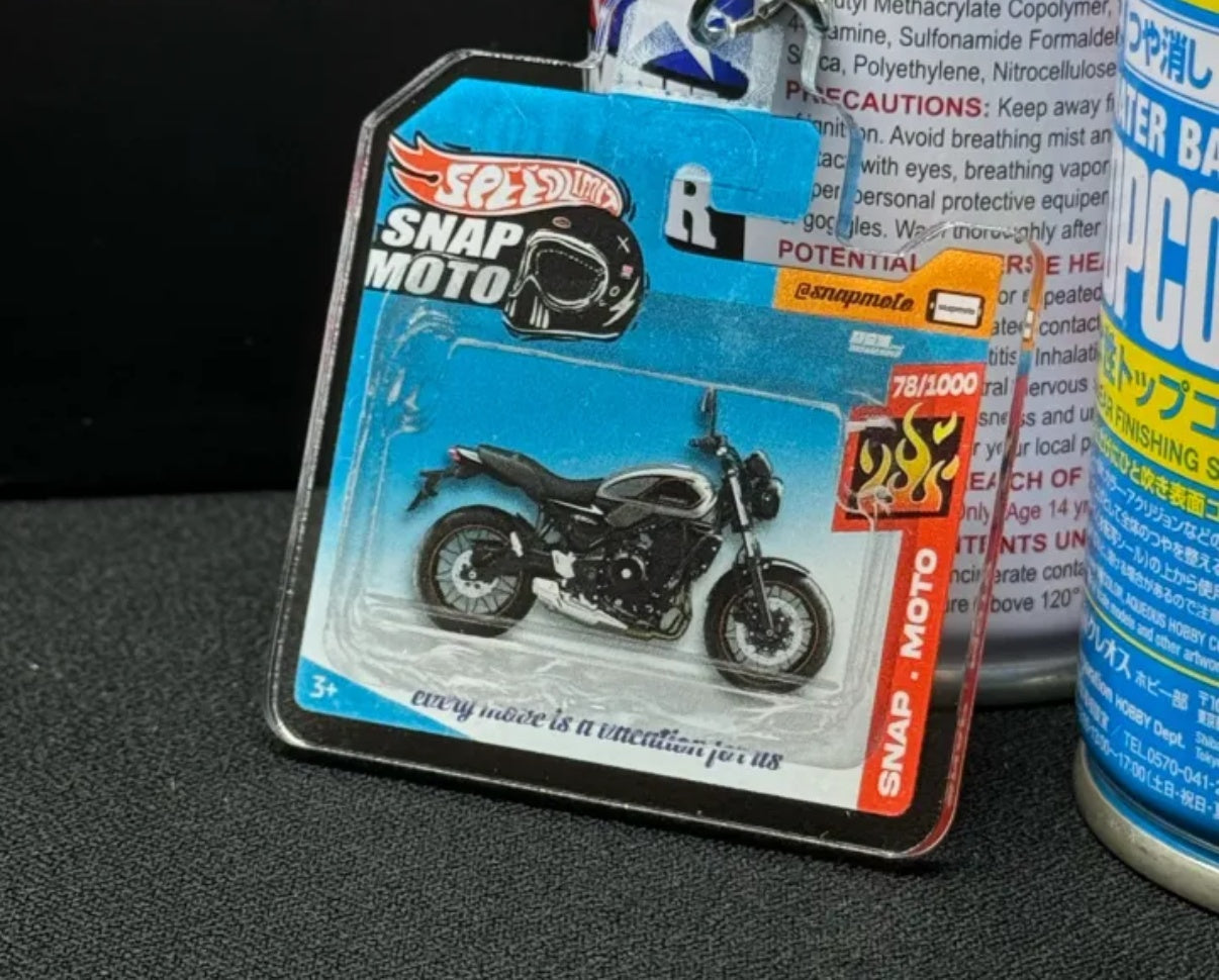 The Pocket Garage: 1:64 Scale Blister Pack Key Tag Keychain for Kawasaki Z650RS