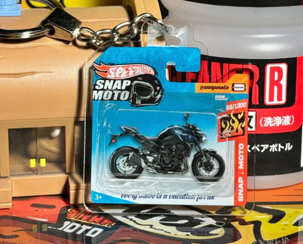 The Pocket Garage: 1:64 Scale Blister Pack Key Tag Keychain for Kawasaki Z900