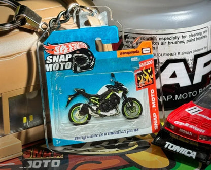 The Pocket Garage: 1:64 Scale Blister Pack Key Tag Keychain for Kawasaki Z900
