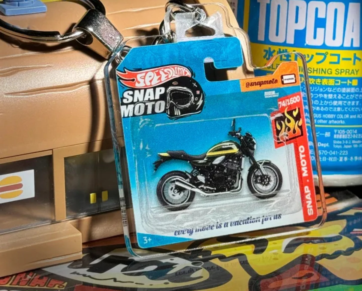 The Pocket Garage: 1:64 Scale Blister Pack Key Tag Keychain for Kawasaki Z900RS
